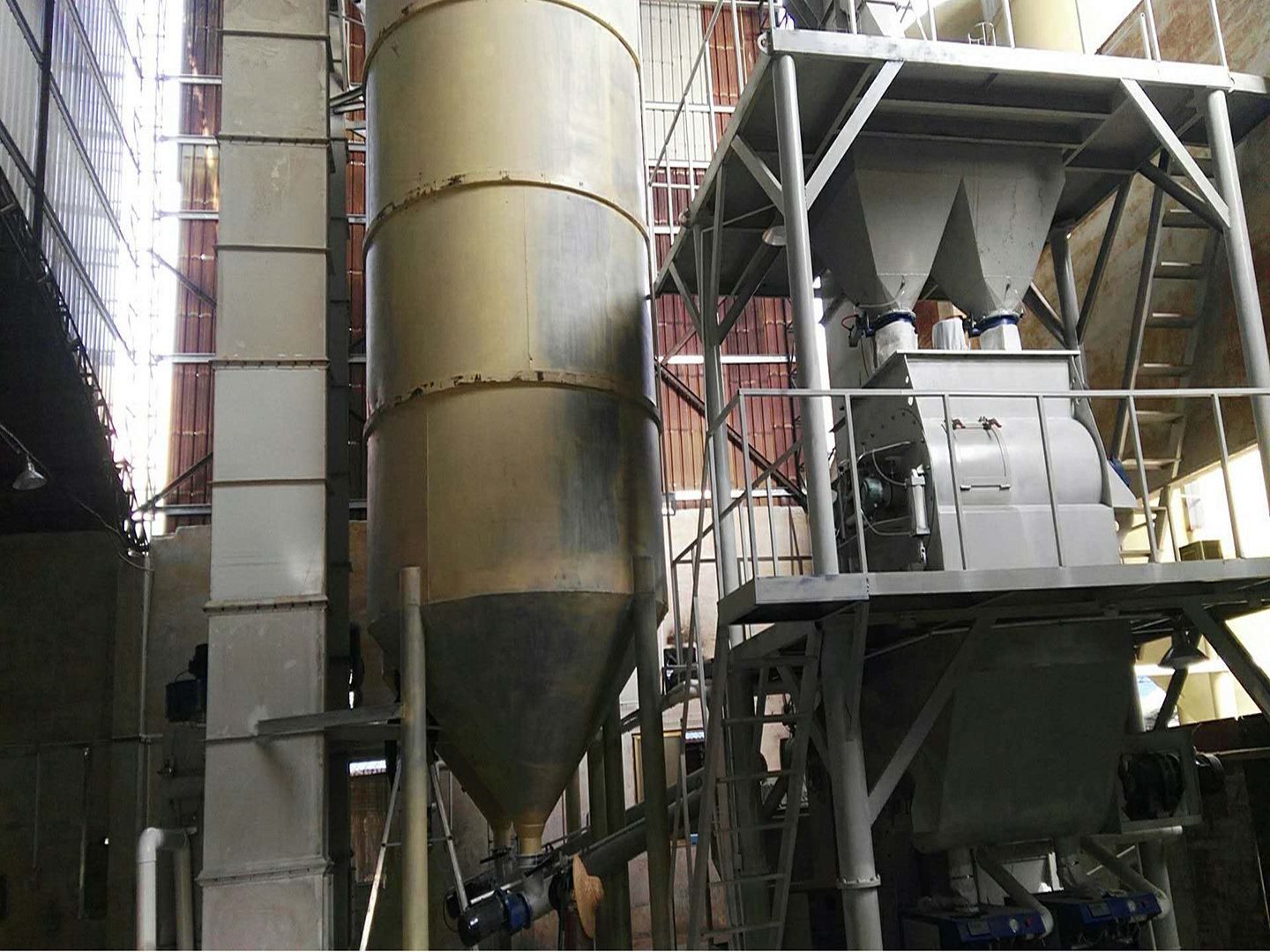 东莞年产10万吨干粉砂浆生产线+简易线